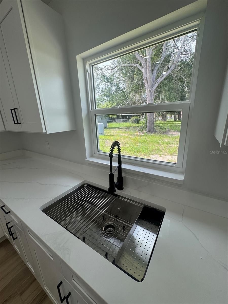 7 Pine Trce Property Photo 7