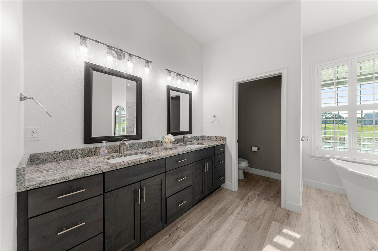 2065 Nw 79th Loop Property Photo 14