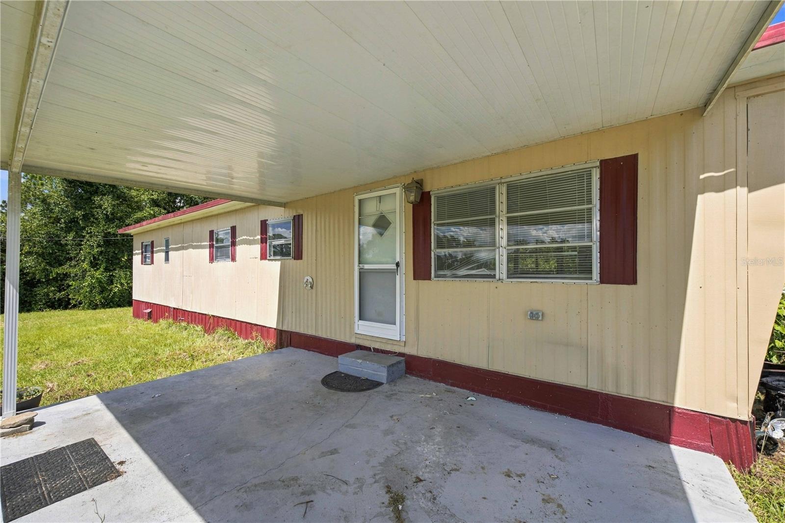 10401 Se 127th Ln Property Photo 4
