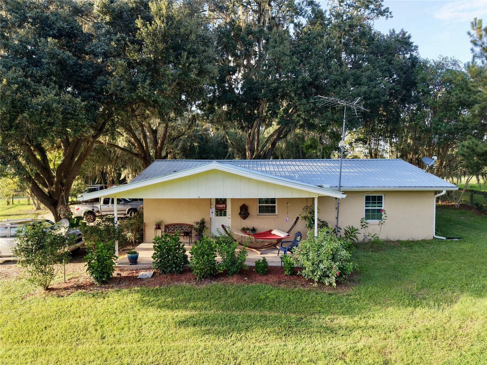 11690 Nw 160th St Property Photo 1