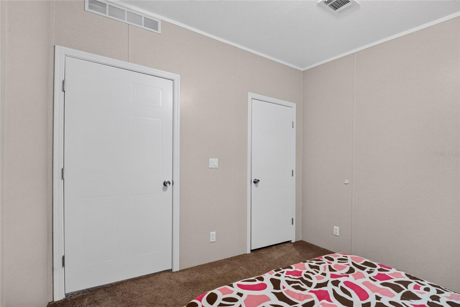 13550 Highway 40 E Property Photo 13