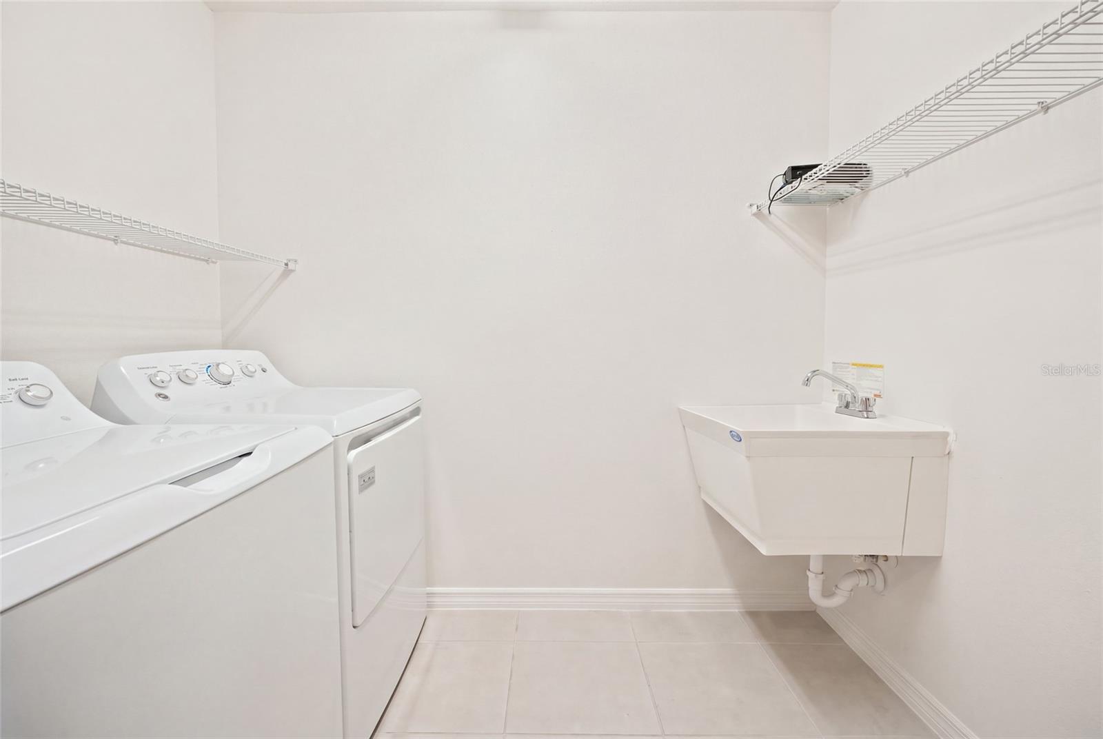 3553 Connor Way Property Photo 11