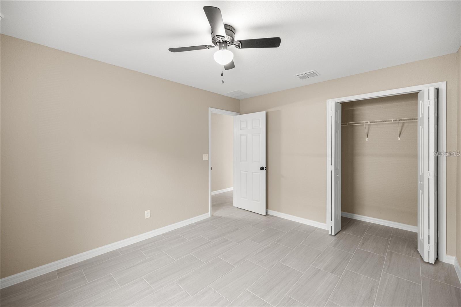 5795 Nw 11th Pl #b Property Photo 12