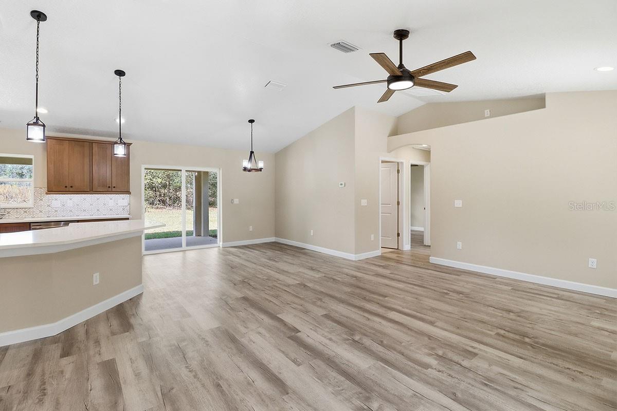 8158 N Terrel Ter Property Photo 5