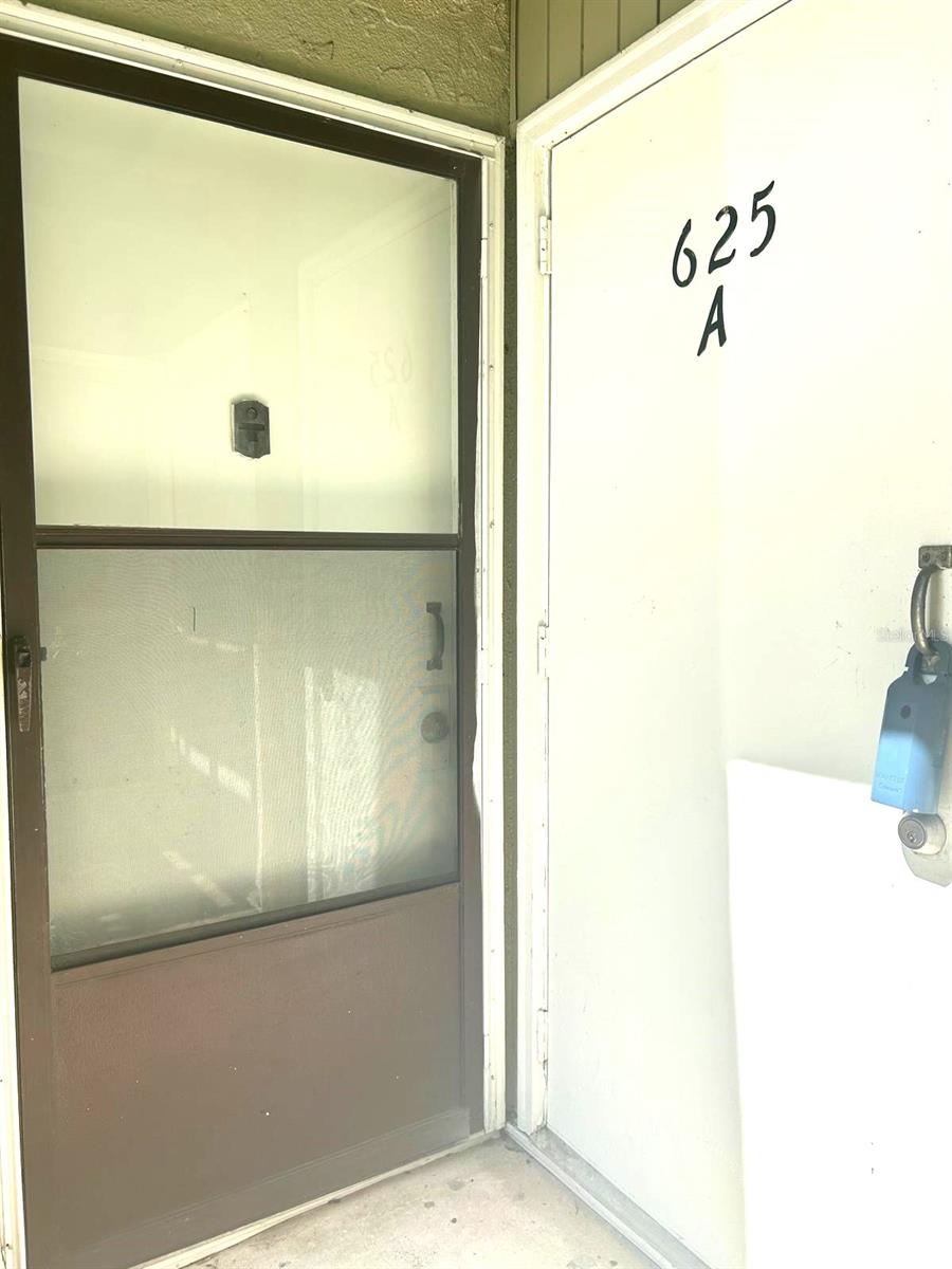 625 Silver Pass #a Property Photo 9