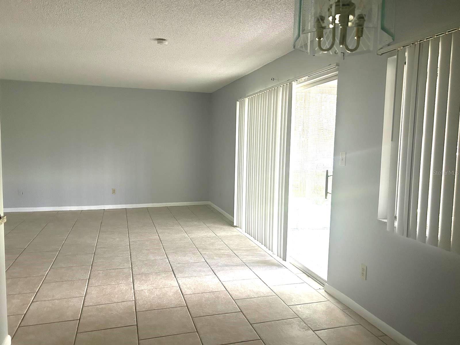 625 Silver Pass #a Property Photo 11