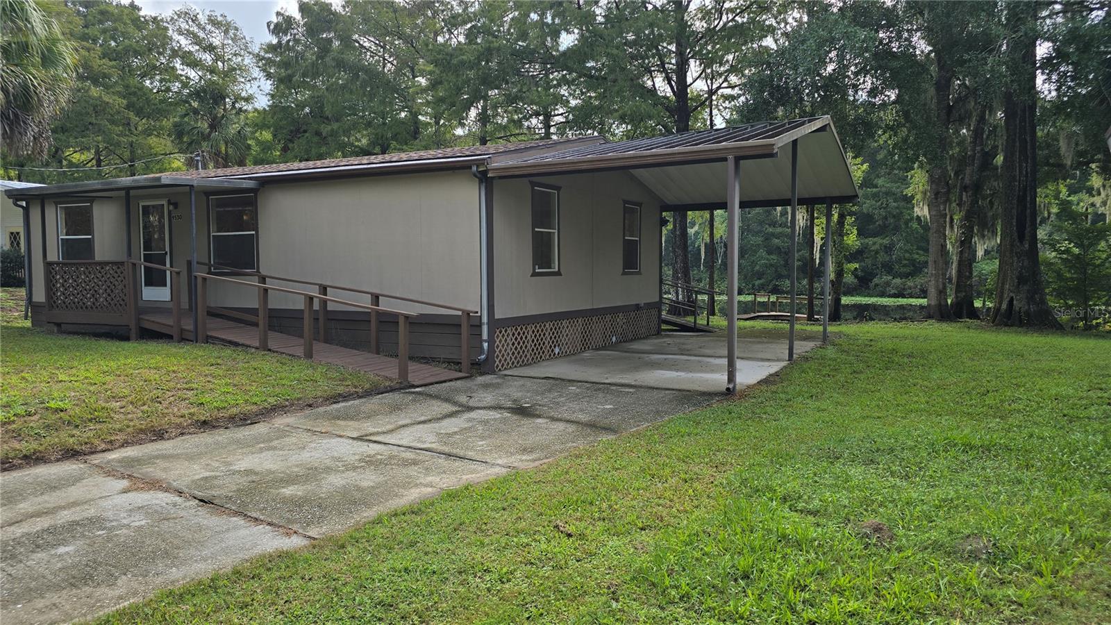 9530 E Briar Ct Property Photo 6