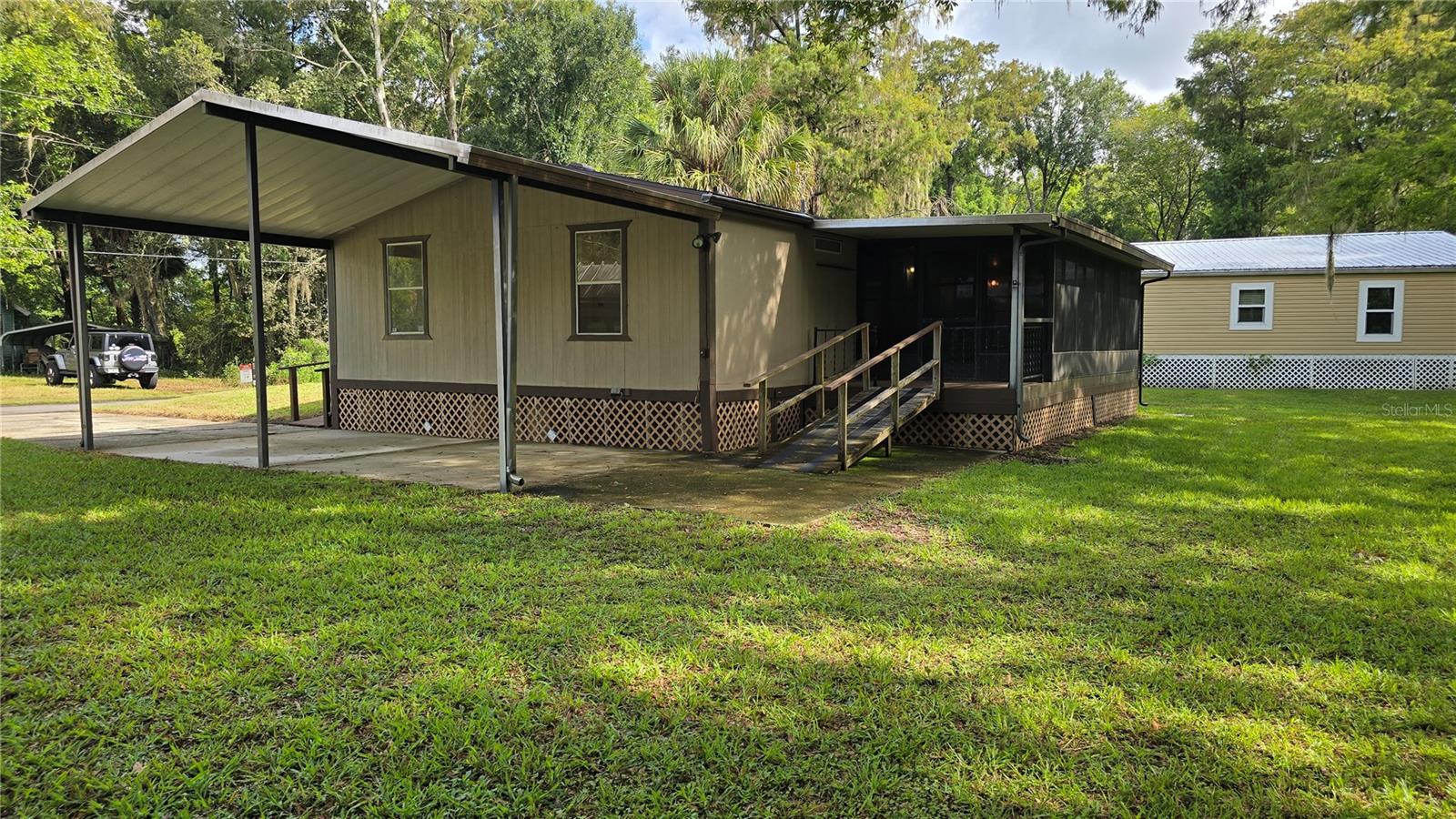9530 E Briar Ct Property Photo 7