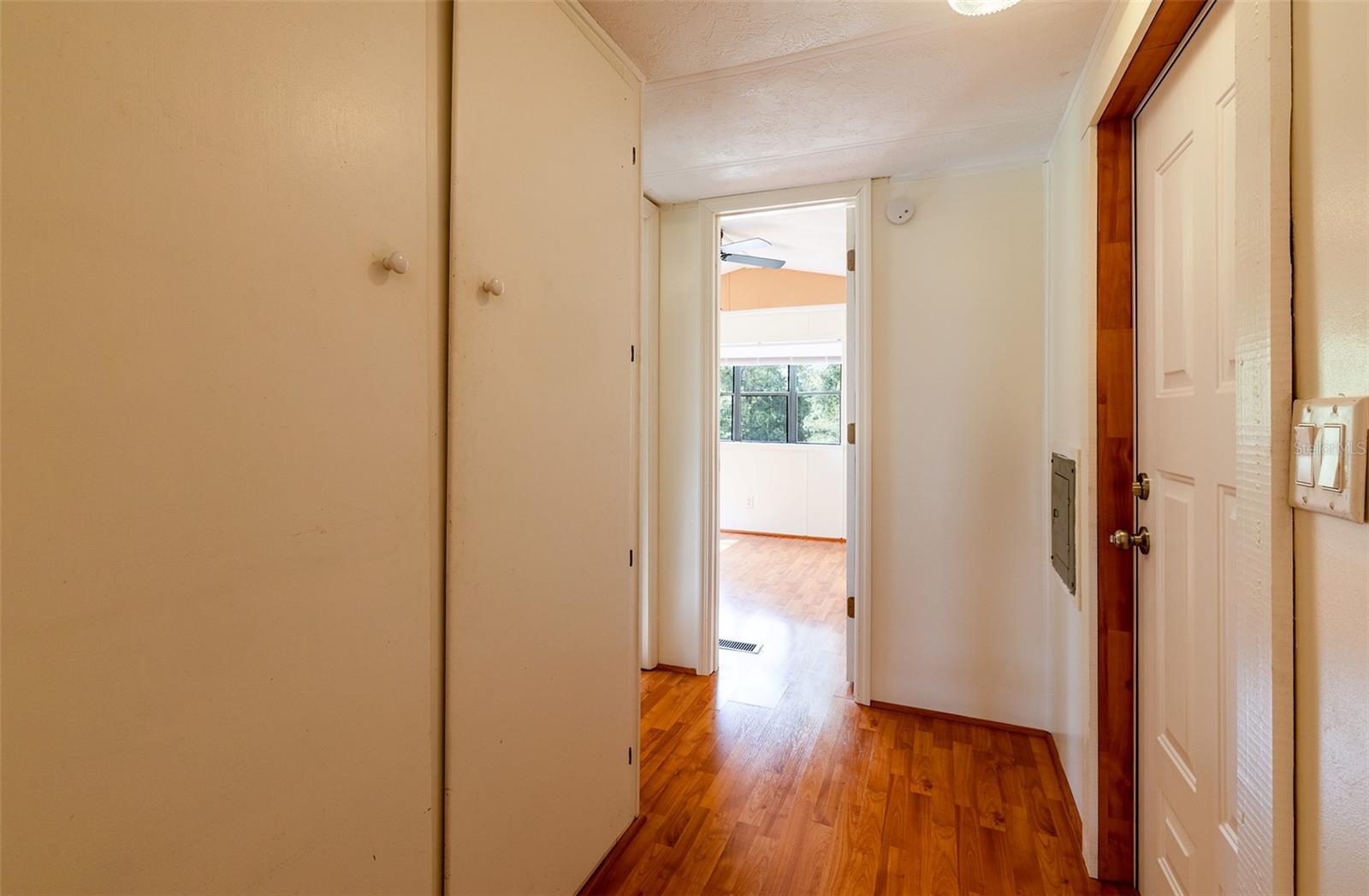 5865 Ne 137th Ter Property Photo 16