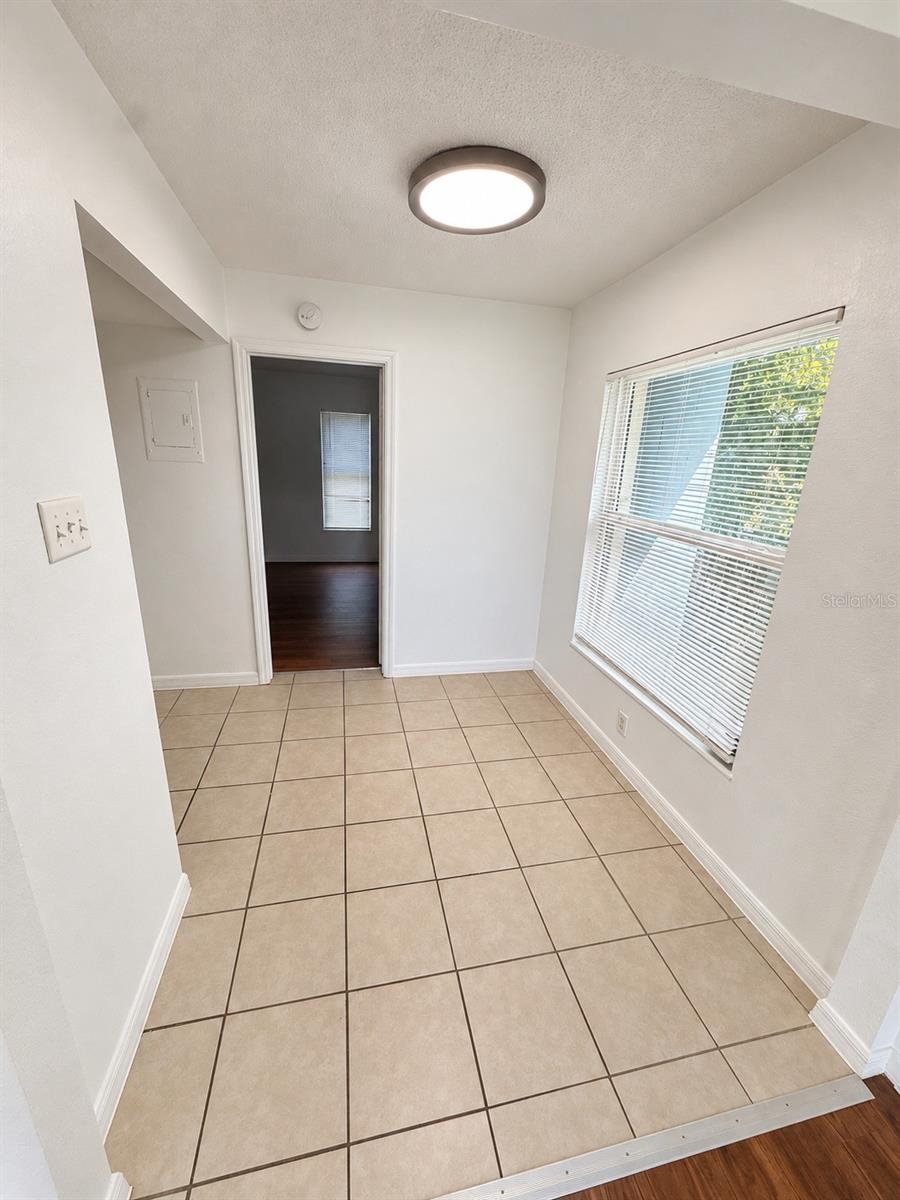 1751-1751 Ne 2nd St #2 Property Photo 6