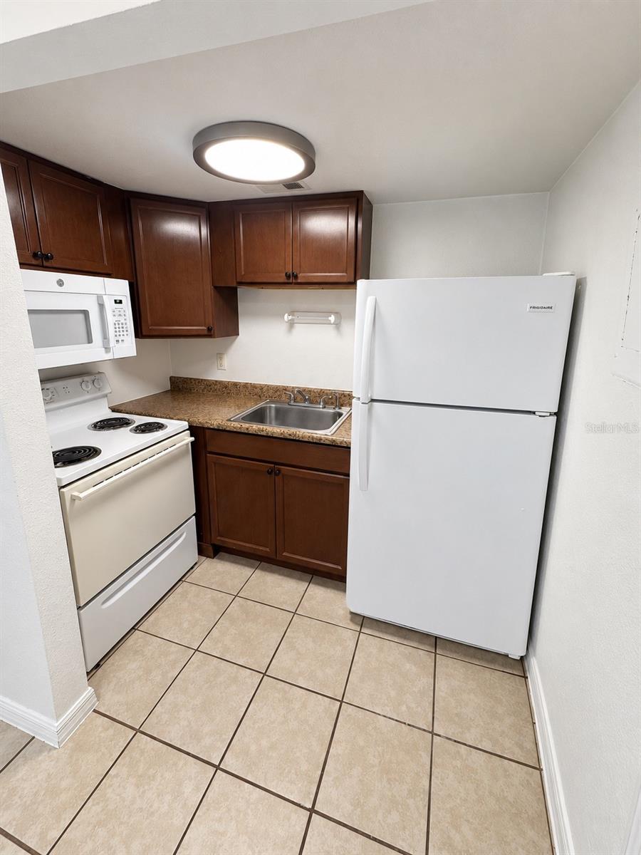 1751-1751 Ne 2nd St #2 Property Photo 7