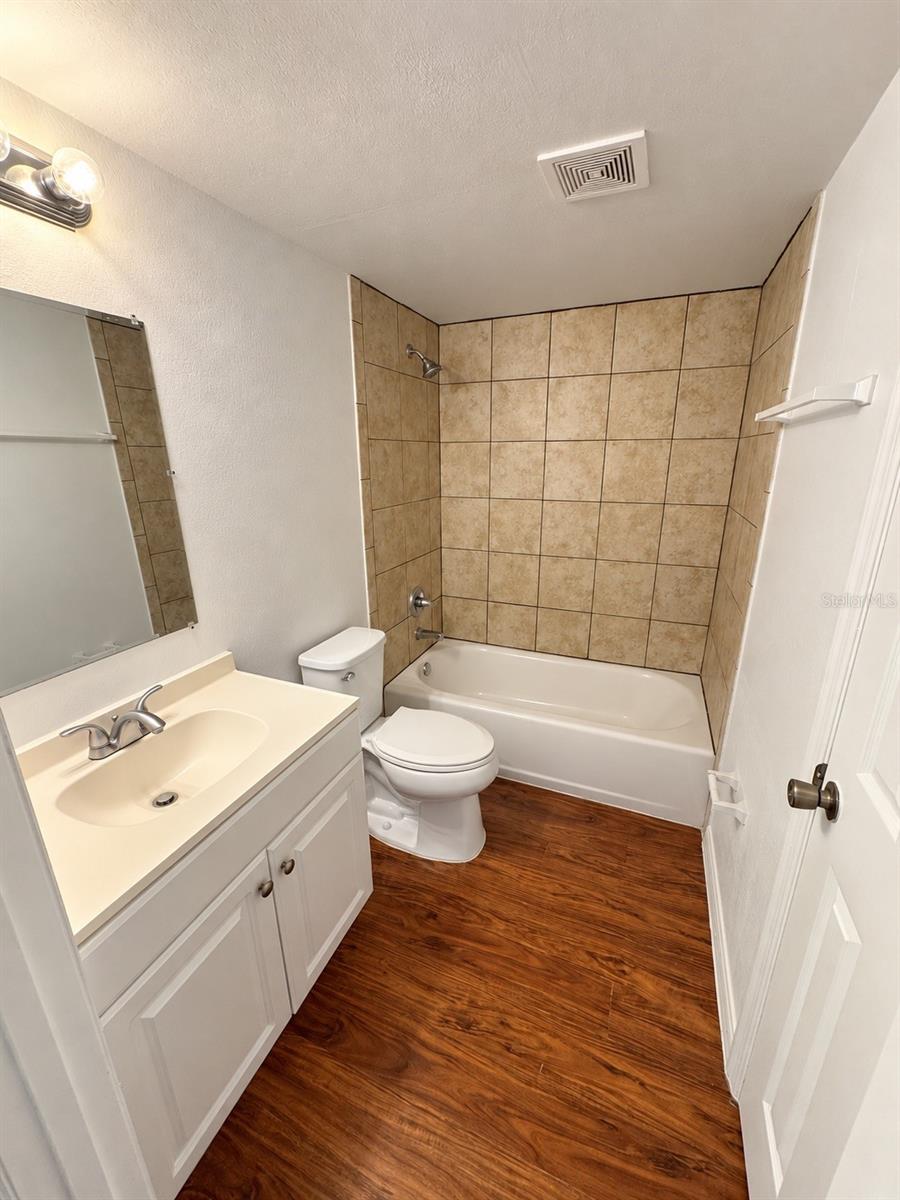 1751-1751 Ne 2nd St #2 Property Photo 10