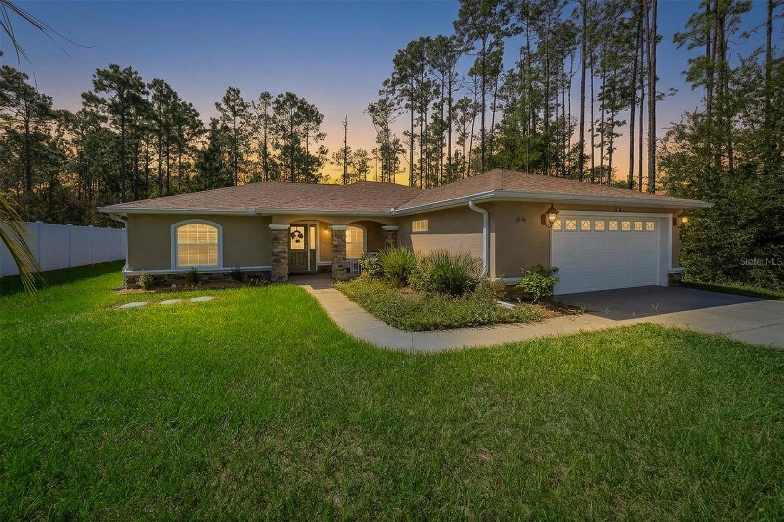 2676 W Gifford Ln Property Photo 1
