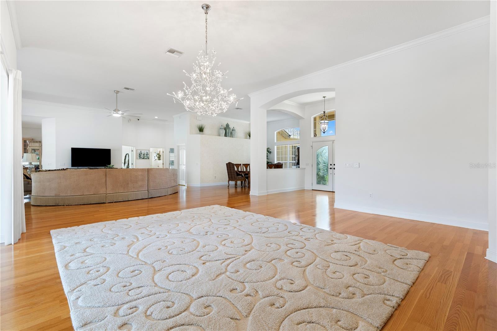 1800 St. James Cir Property Photo 15