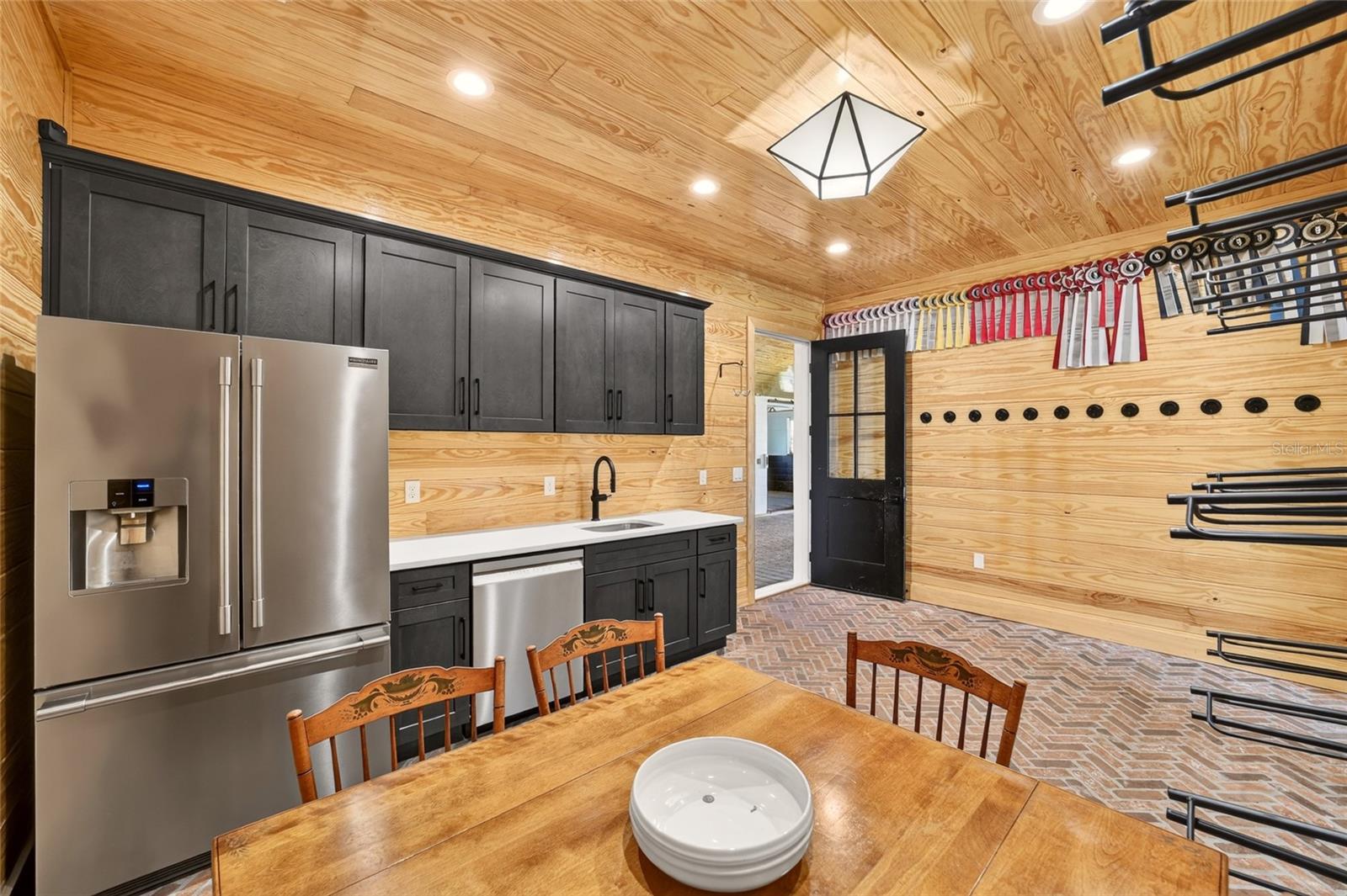 7085 Nw Highway 225 Property Photo 44