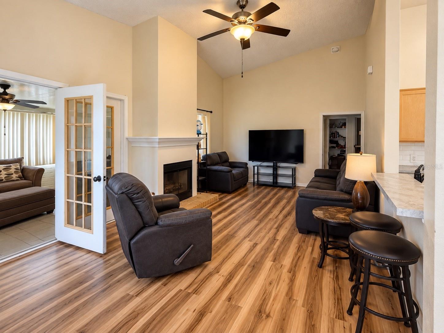 25 Spring Loop Cir Property Photo 5