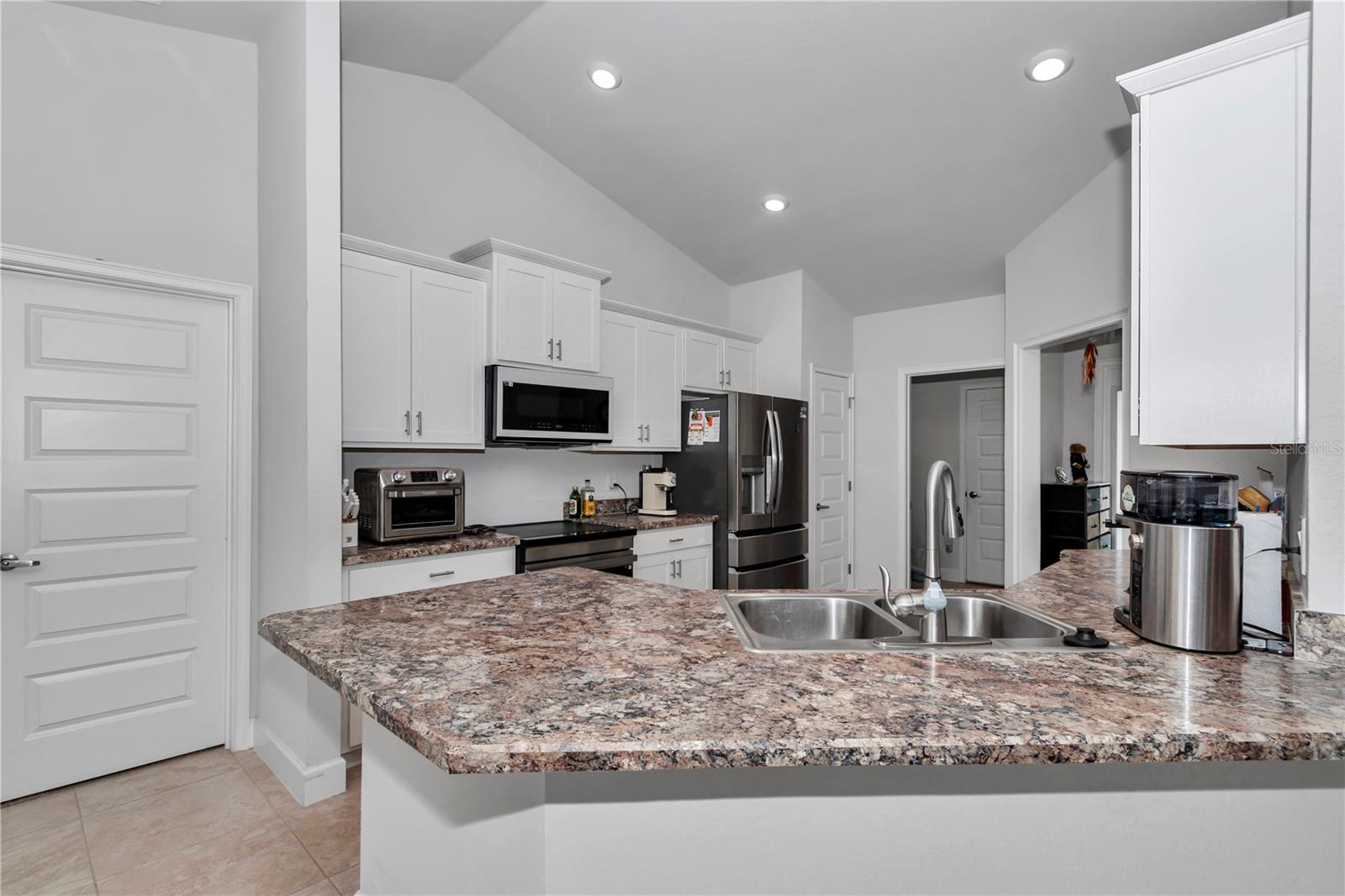 16 Spring Trl Property Photo 13