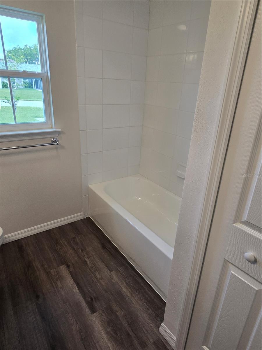 608 W Walkertown Property Photo 18