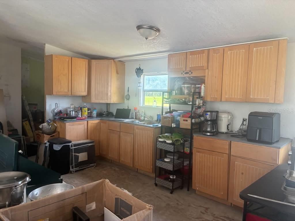 9851 Ne 60 St Property Photo 5