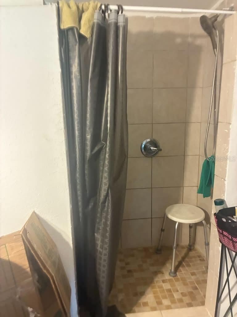 9851 Ne 60 St Property Photo 6
