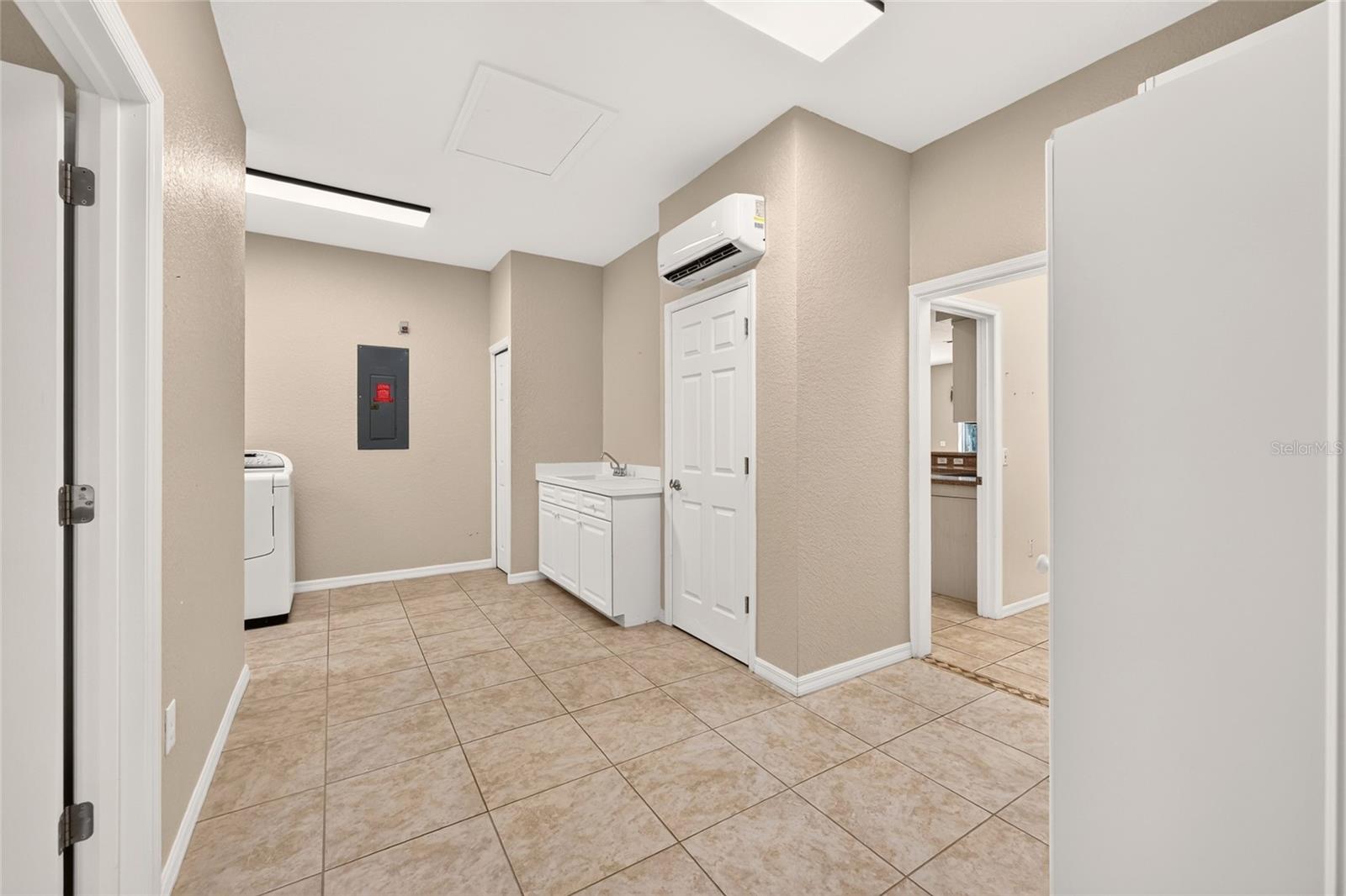 8841 Sw 194th Ct Property Photo 55