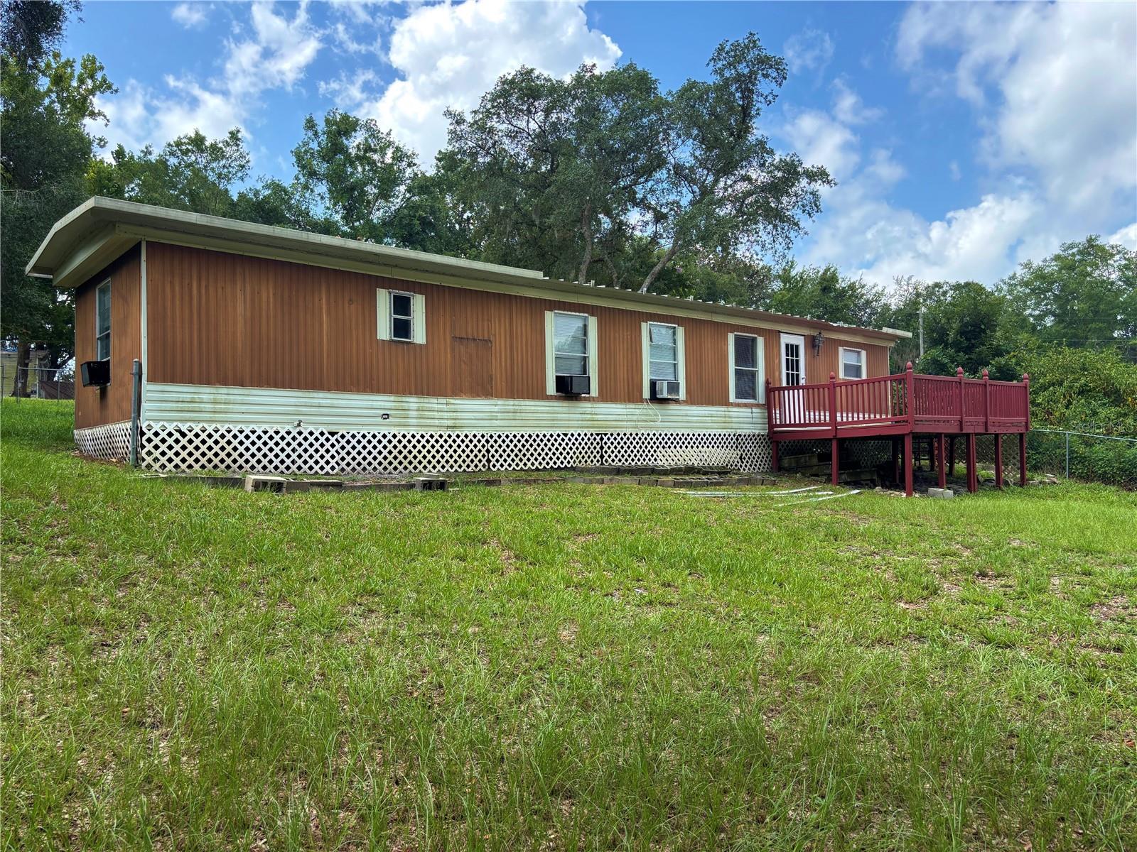 18225 Se 22nd Pl Property Photo 6
