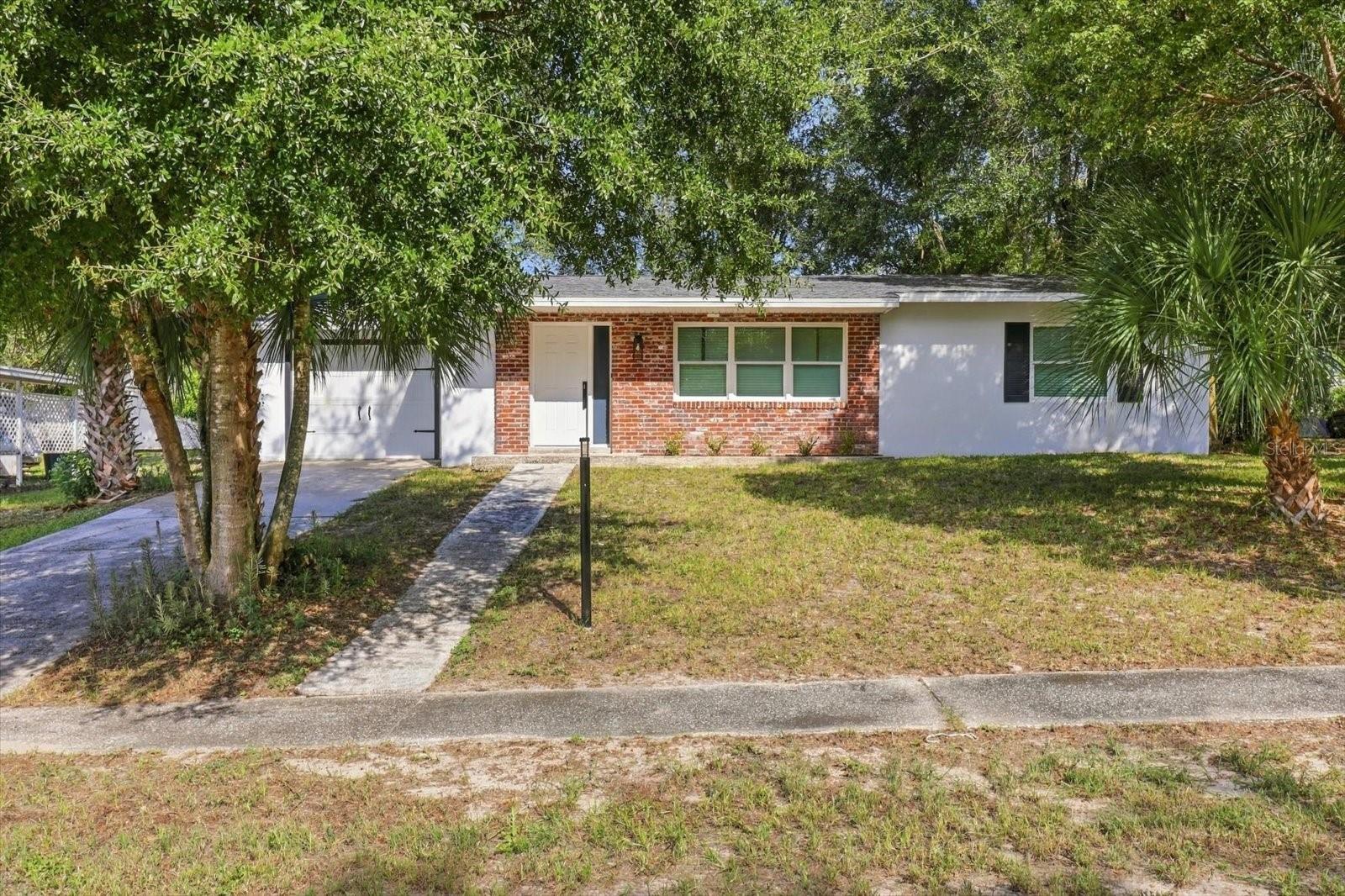 9490 N Elliot Way Property Photo 1