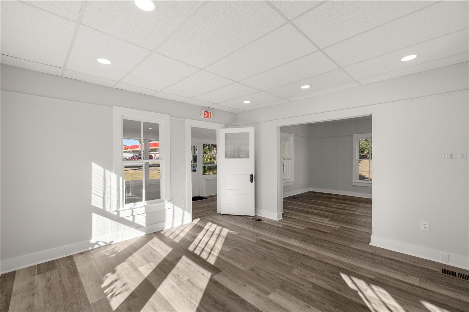 401 N Dixie Ave Property Photo 15