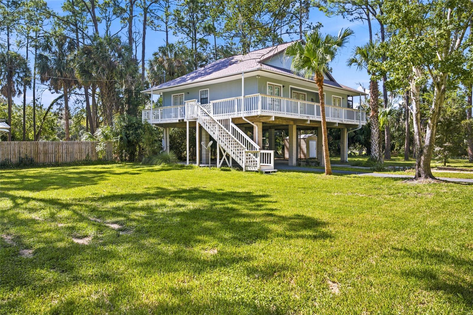 43 64th St Property Photo 1