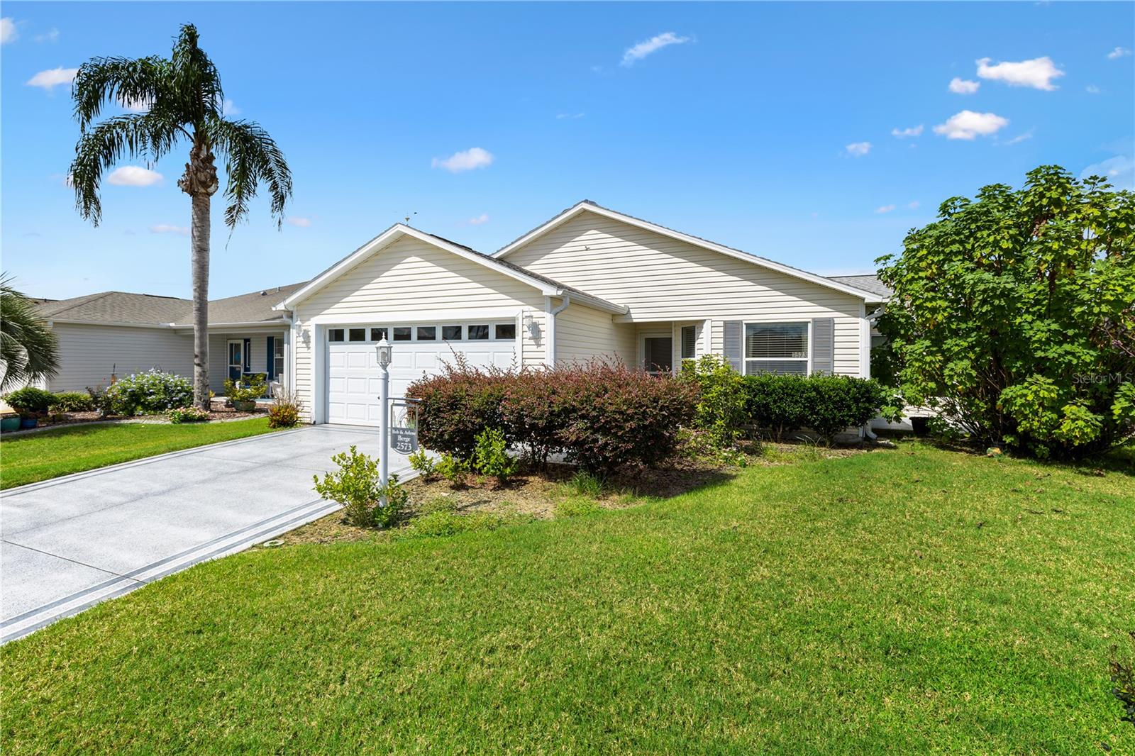2573 Edenville Path Property Photo