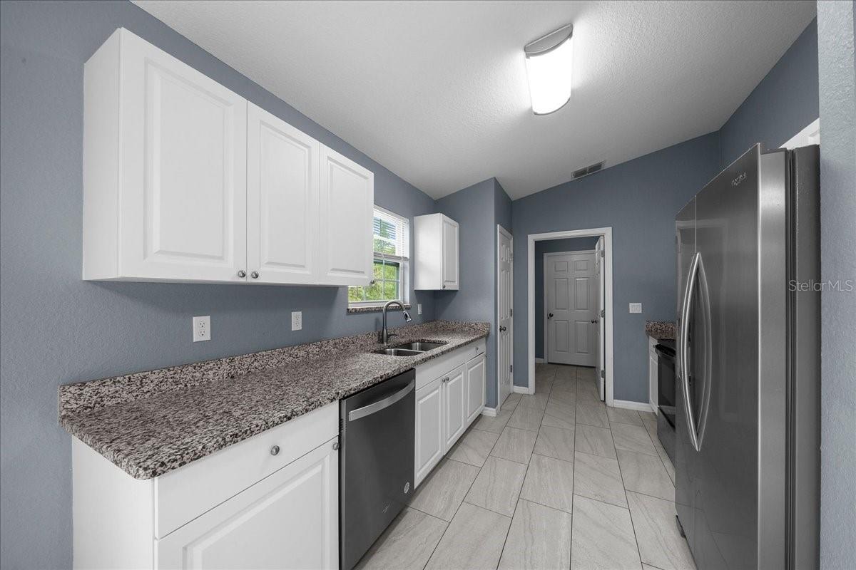 202 Oak Lane Cir Property Photo 13