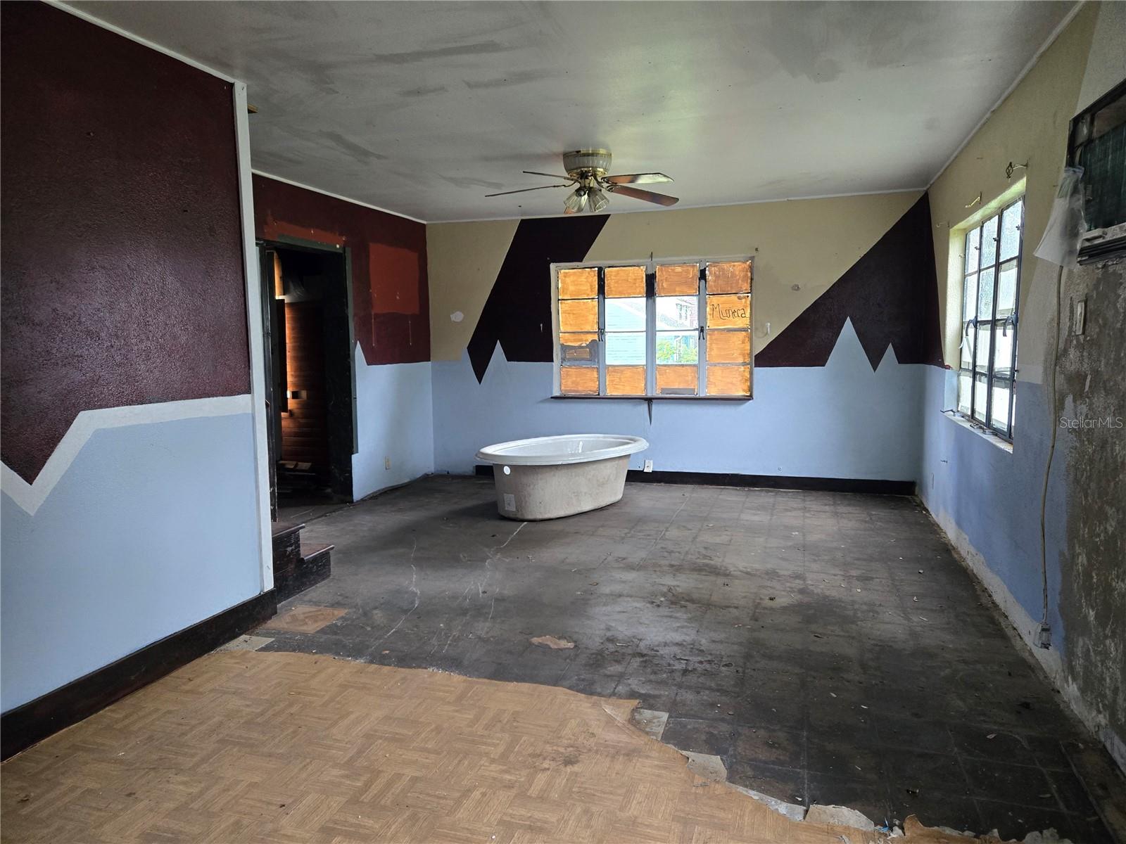 201 Talmage Ave Property Photo 8