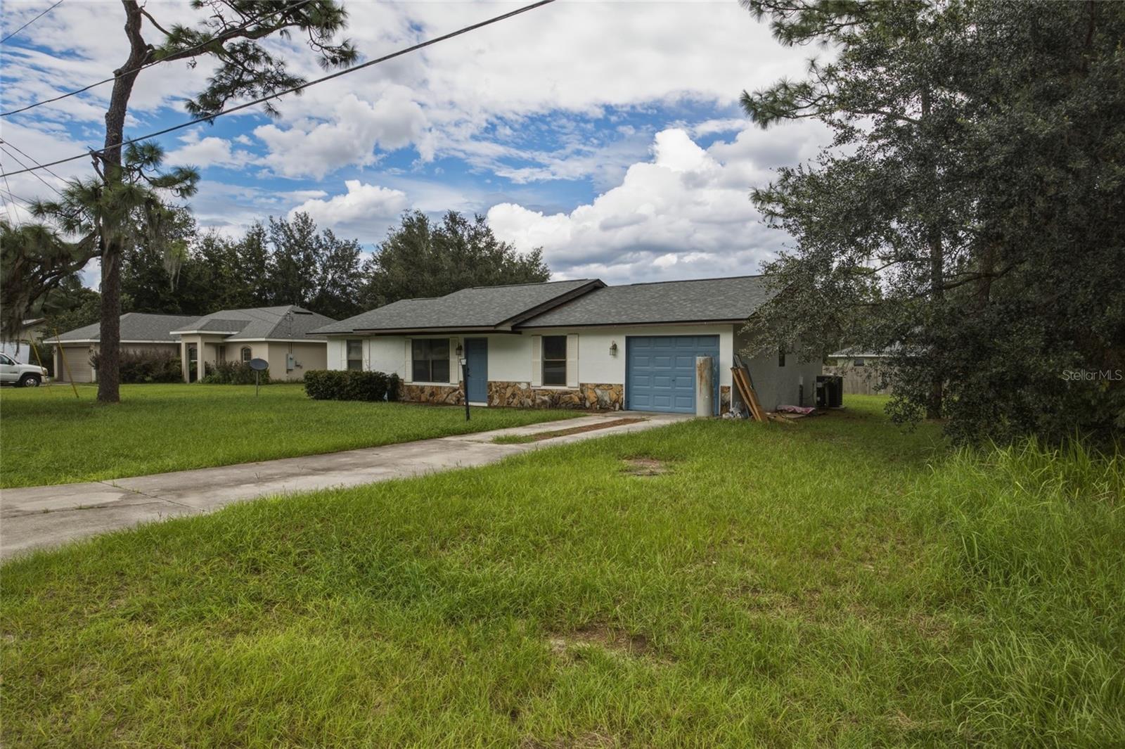 65 Pine Trce Property Photo 2