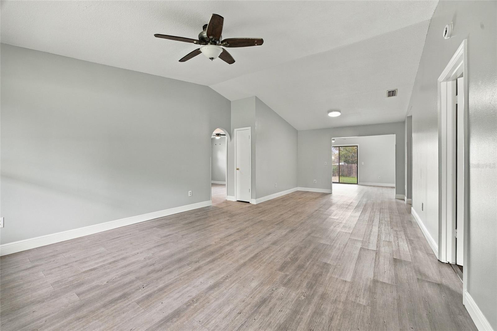 65 Pine Trce Property Photo 3