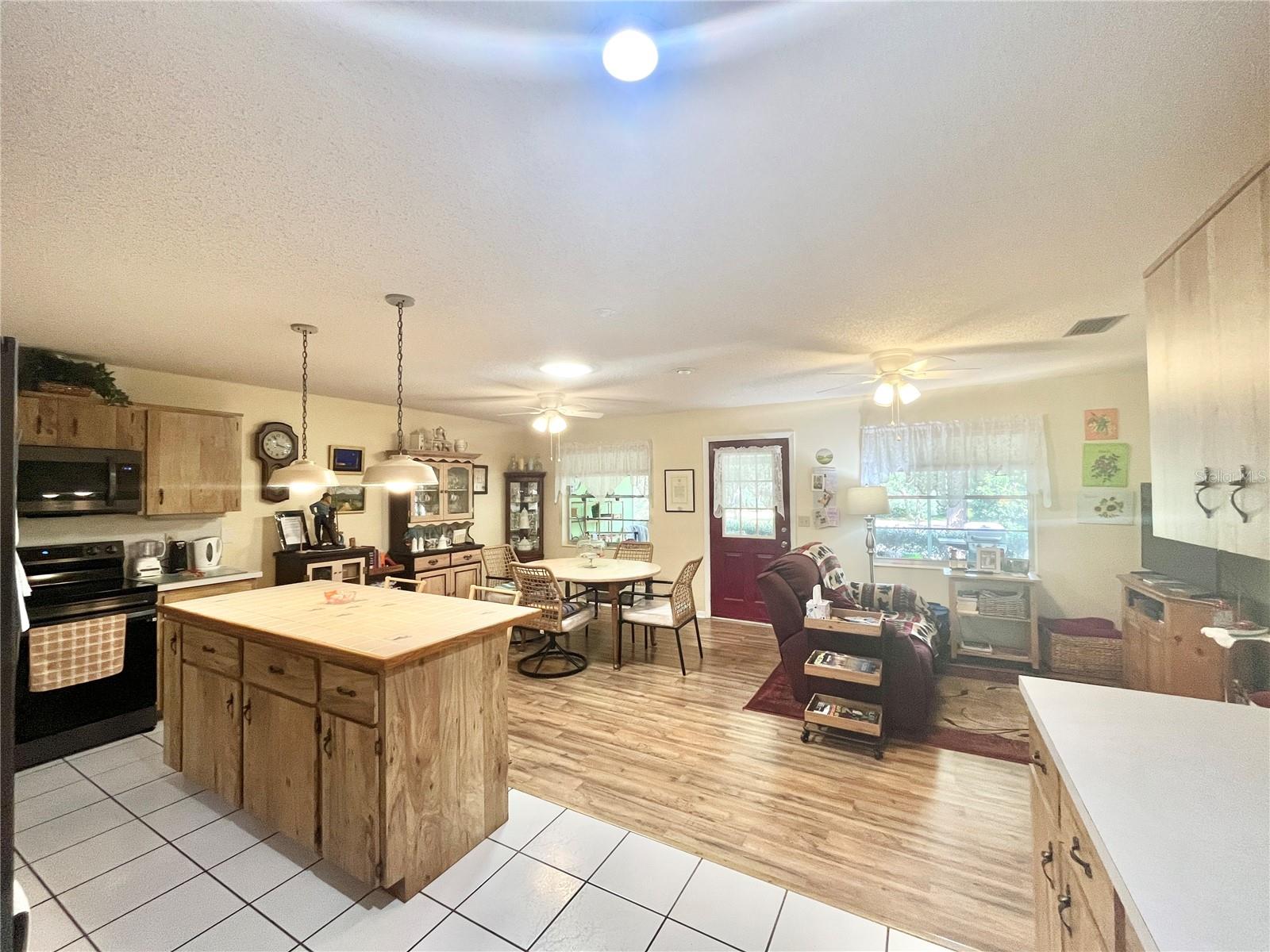 8833 Sw 98th Street Rd #c Property Photo 23