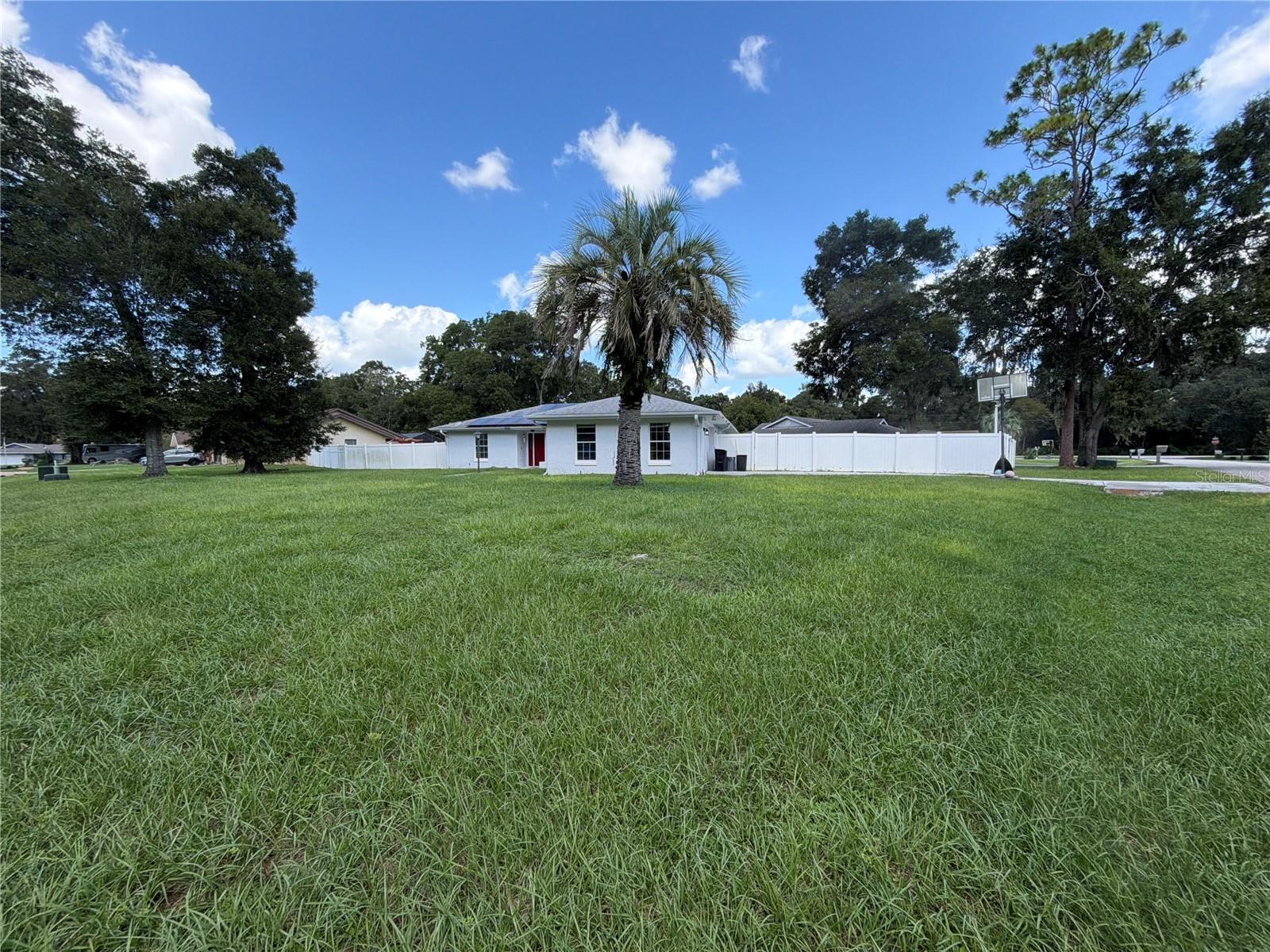 10024 Sw 73rd Ter Property Photo 2