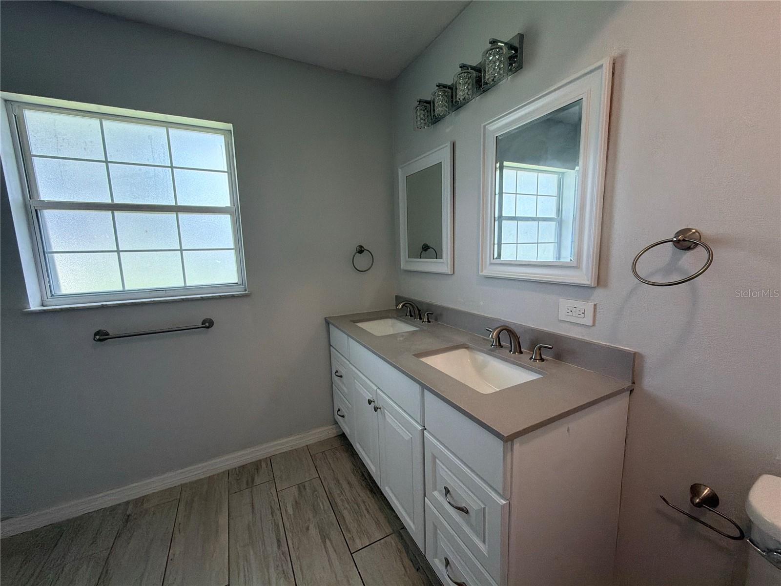 10024 Sw 73rd Ter Property Photo 27