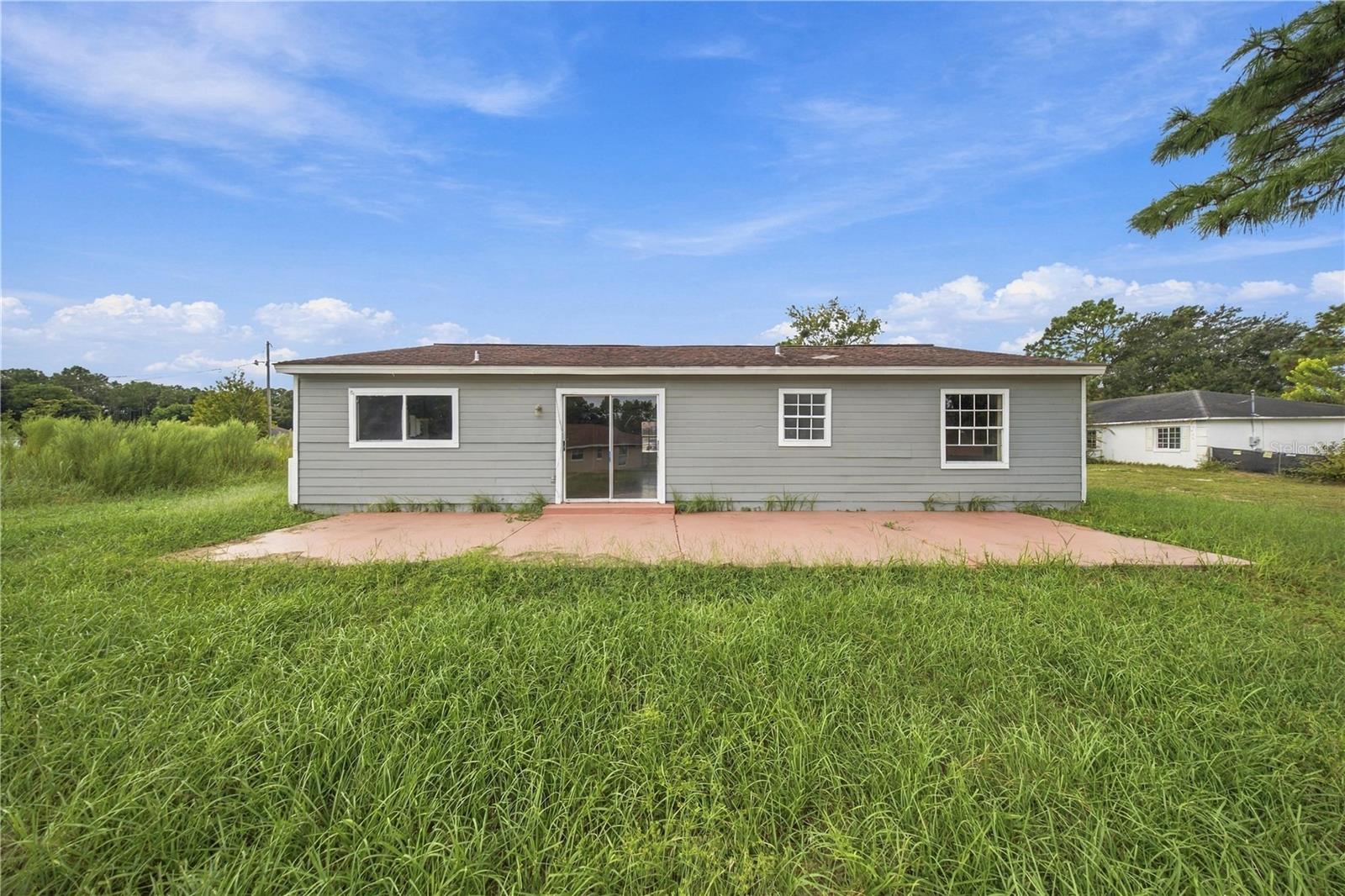 24 Cedar Ter Property Photo 4