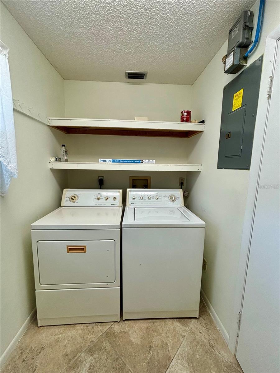 8920 Sw 97th Lane Rd #f Property Photo 24