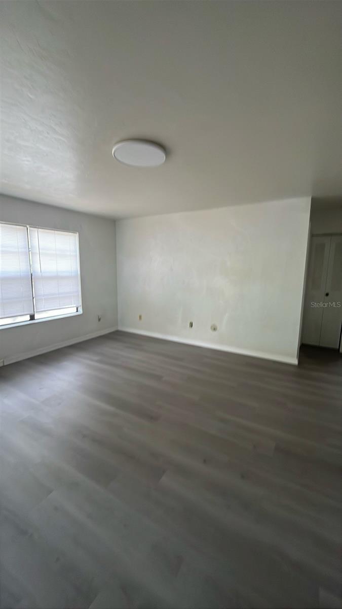 2404 Sw 31 Pl #6 & 7 Property Photo 8