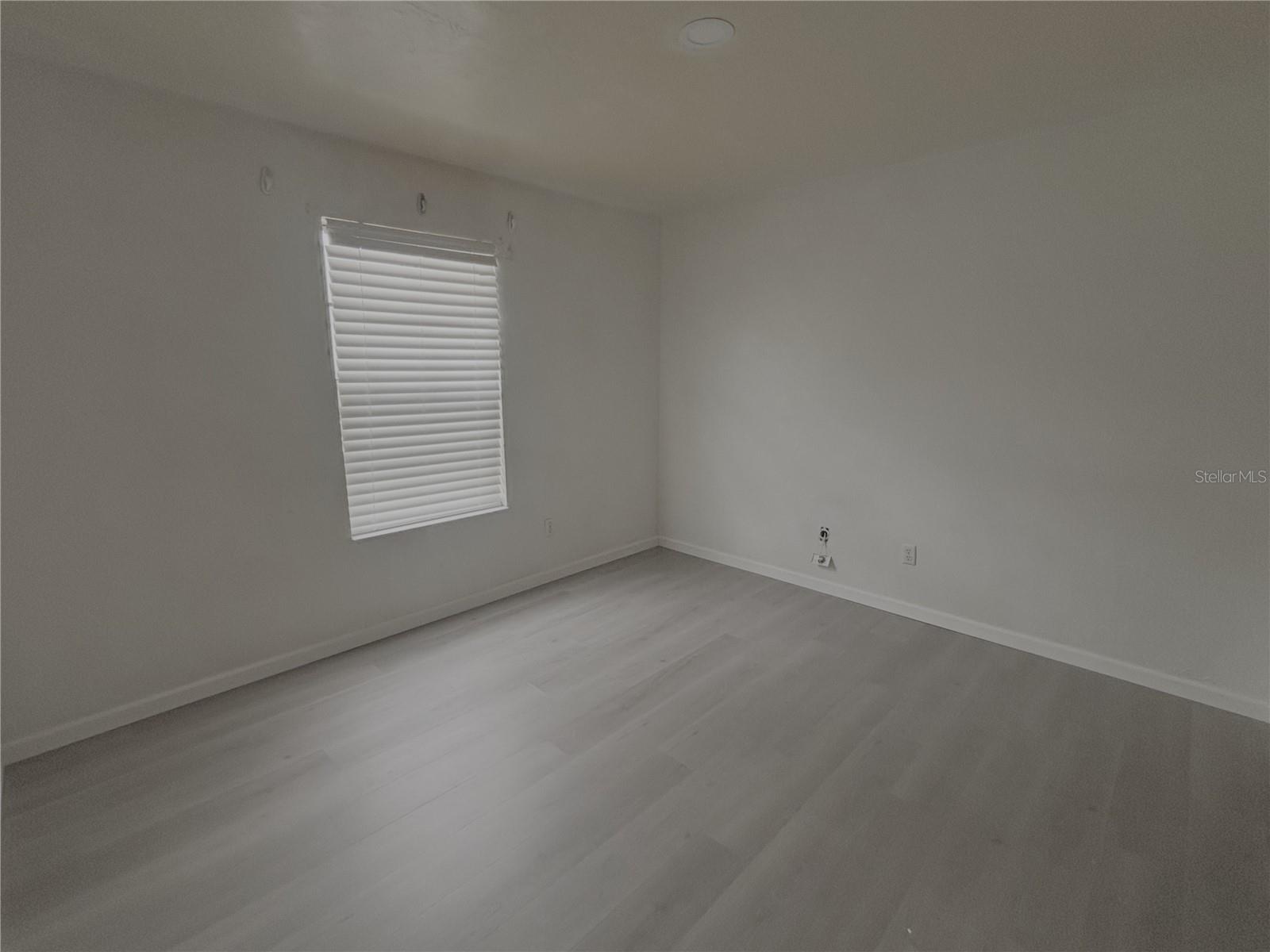 2404 Sw 31 Pl #6 & 7 Property Photo 12