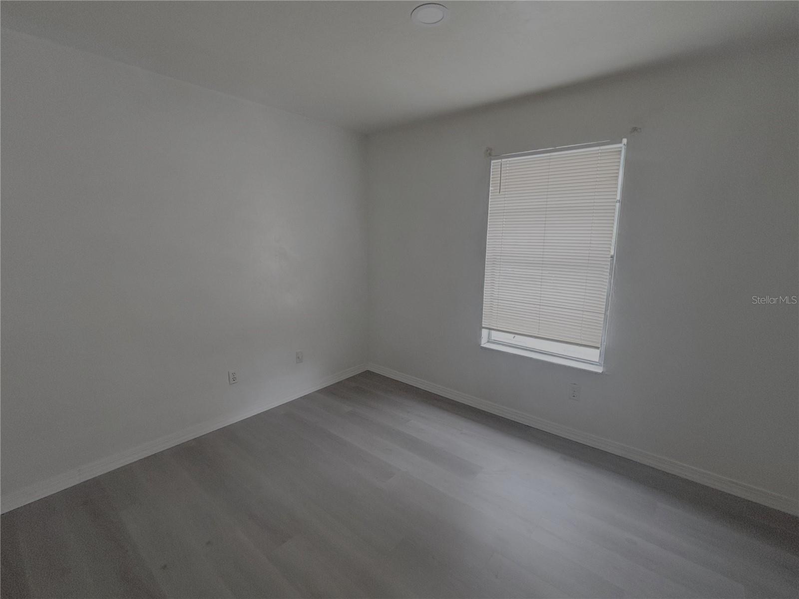 2404 Sw 31 Pl #6 & 7 Property Photo 13