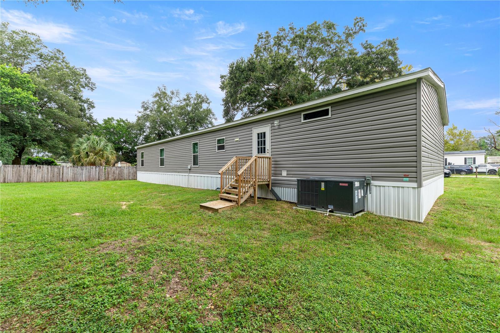 10838 Se 129th Ln Property Photo 24