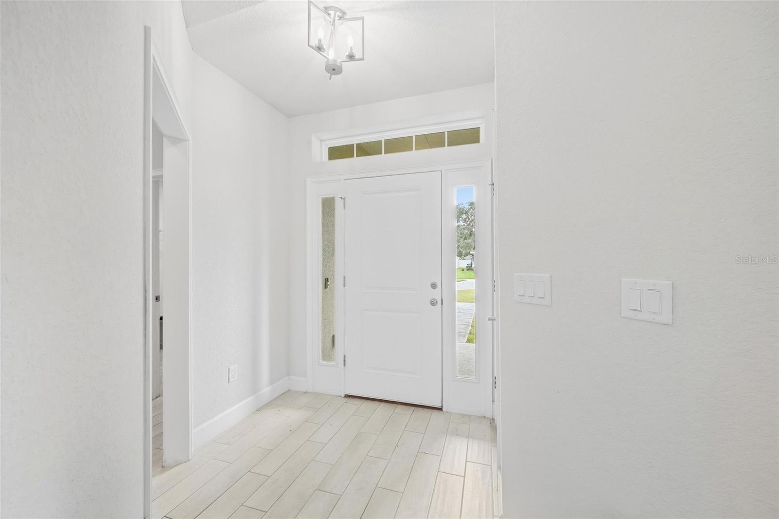 3962 Ne 58th Cir Property Photo 4