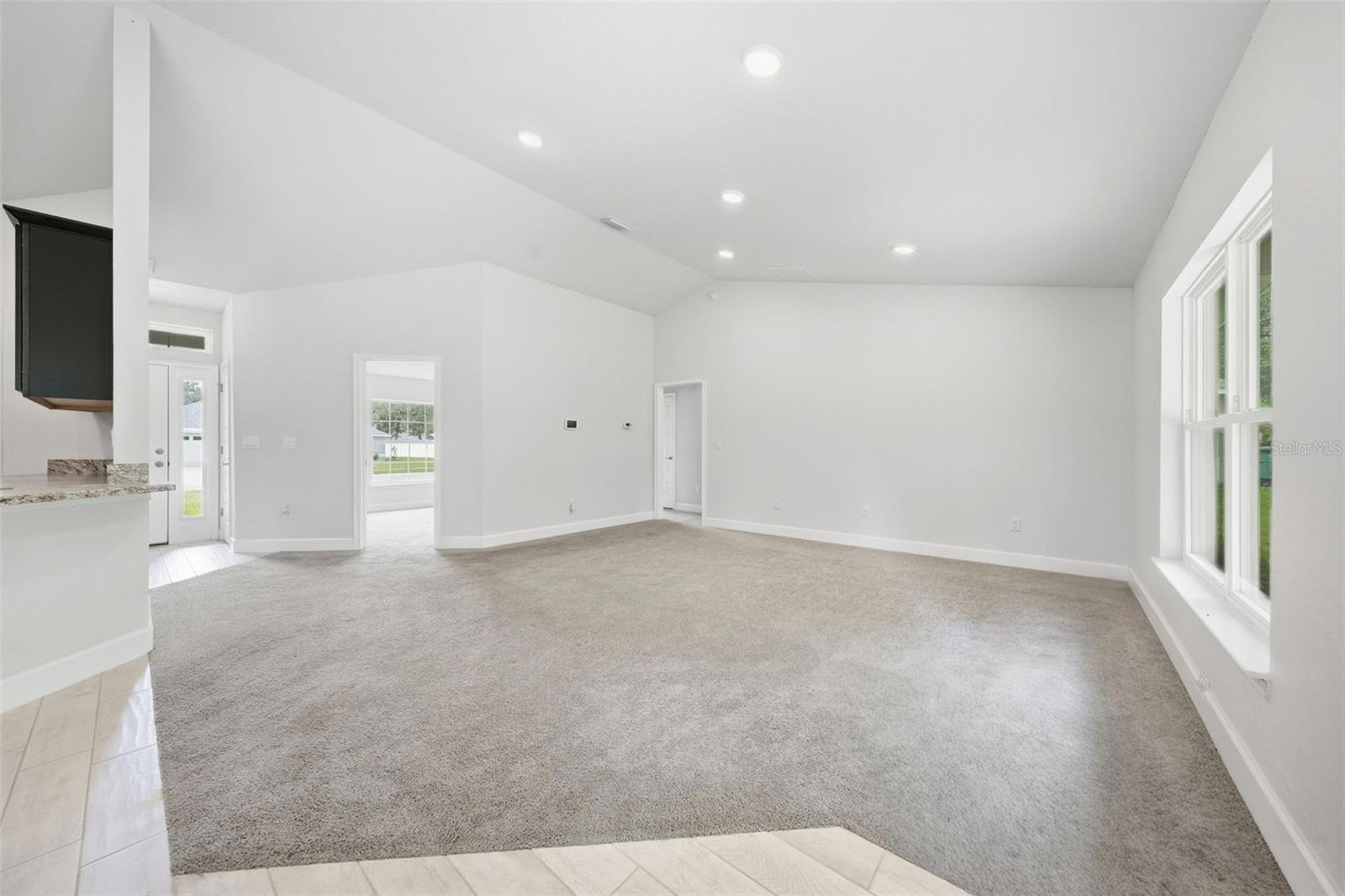 3962 Ne 58th Cir Property Photo 5