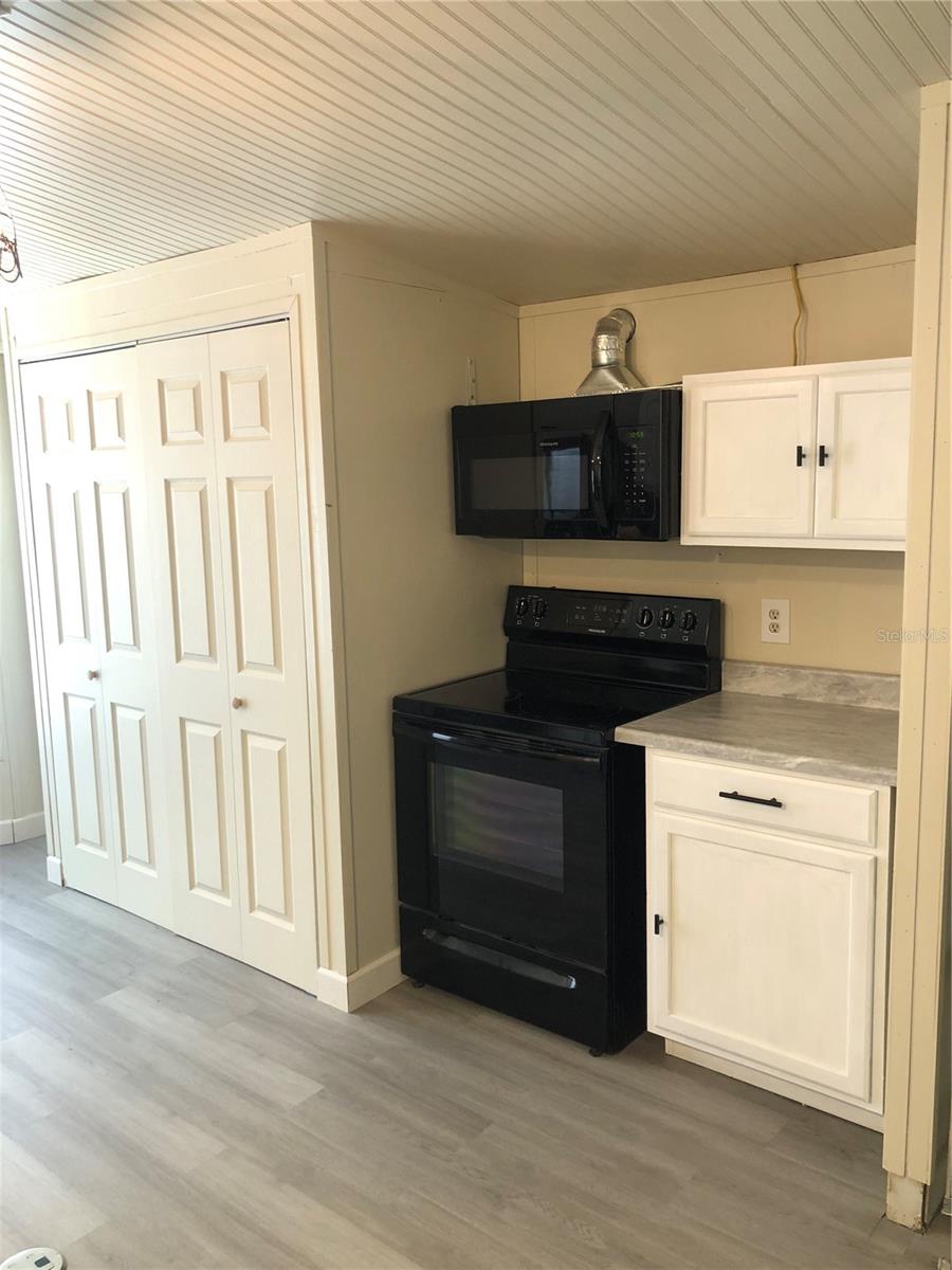 5304 Croton St Property Photo 16