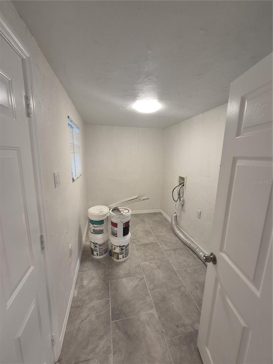 3301 Ne 16th Ct Property Photo 6
