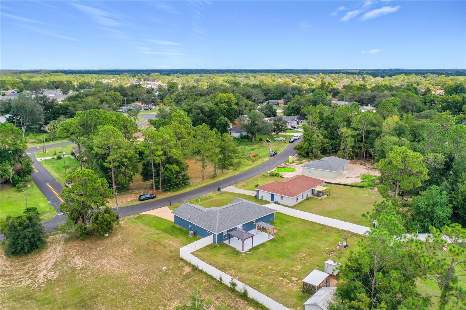 523 Bahia Circle Ter Property Photo 7