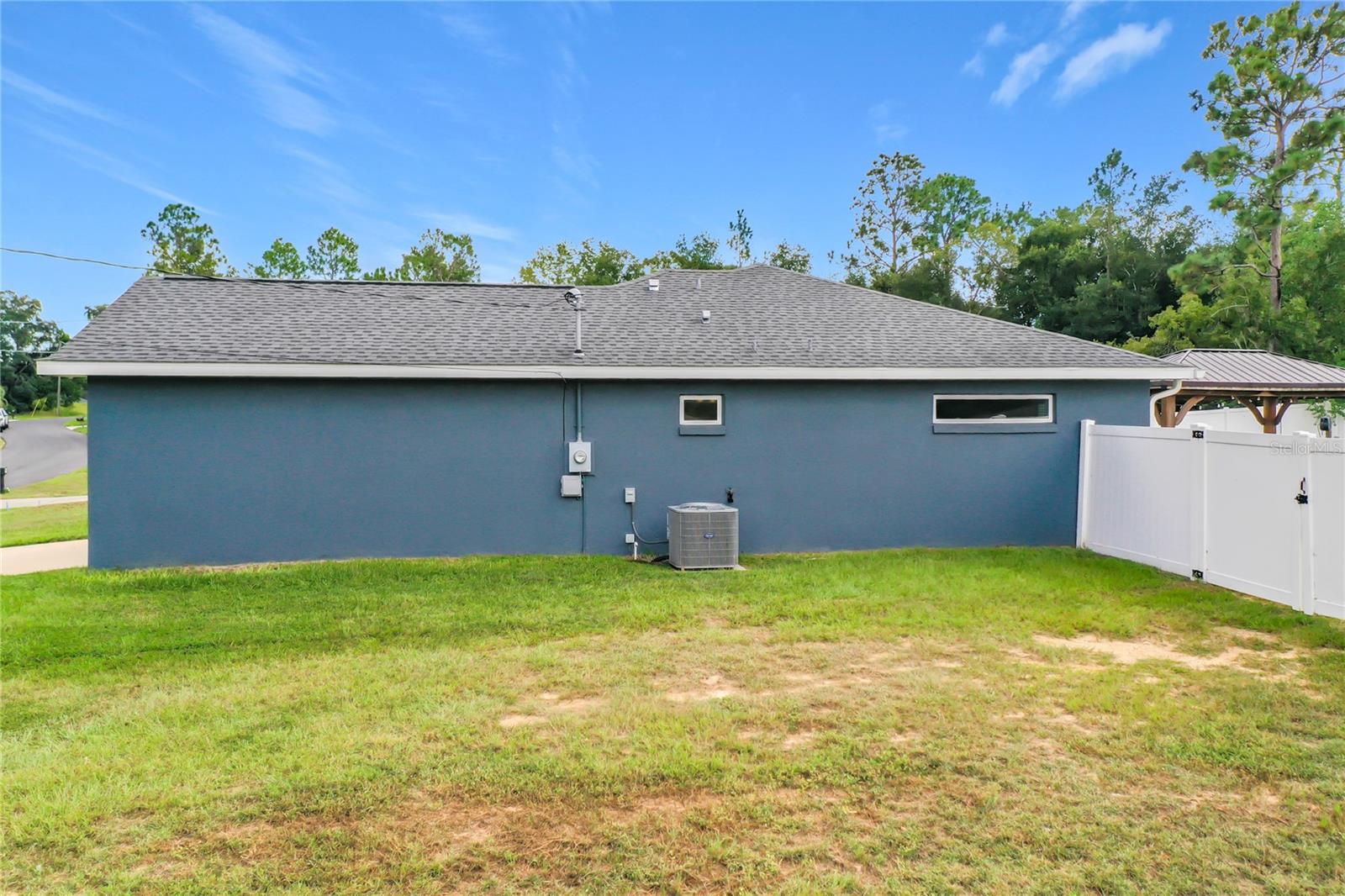 523 Bahia Circle Ter Property Photo 13