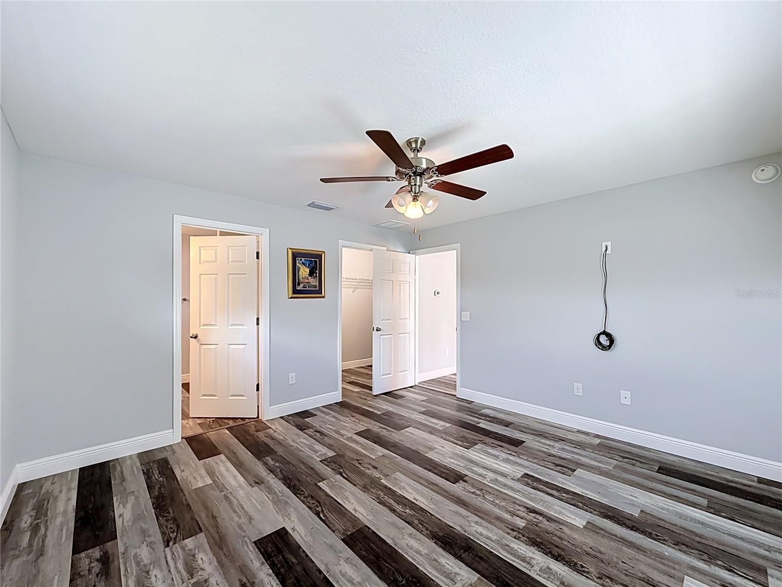 523 Bahia Circle Ter Property Photo 32